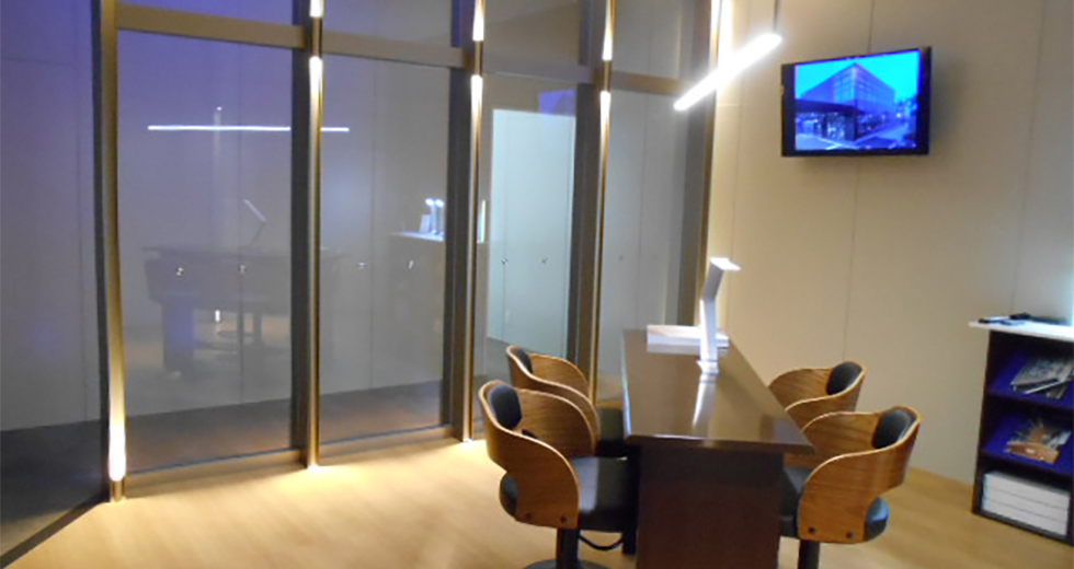 関西不二サッシ